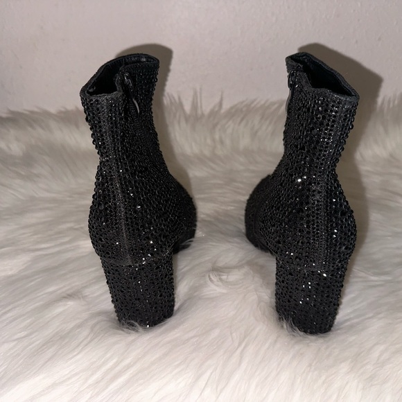 Women Rhinestone Block Chunky Heel Ankle Bootie - Picture 6 of 7